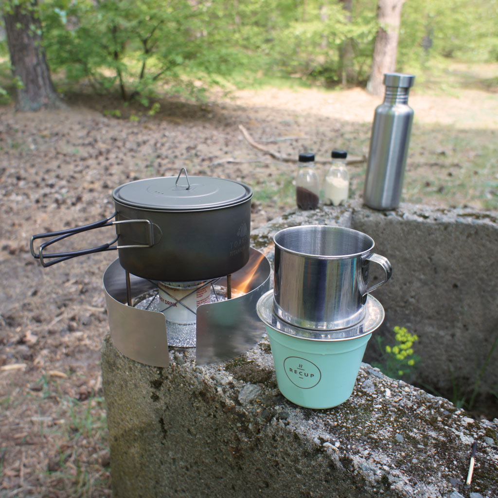 Making coffee on the trail.